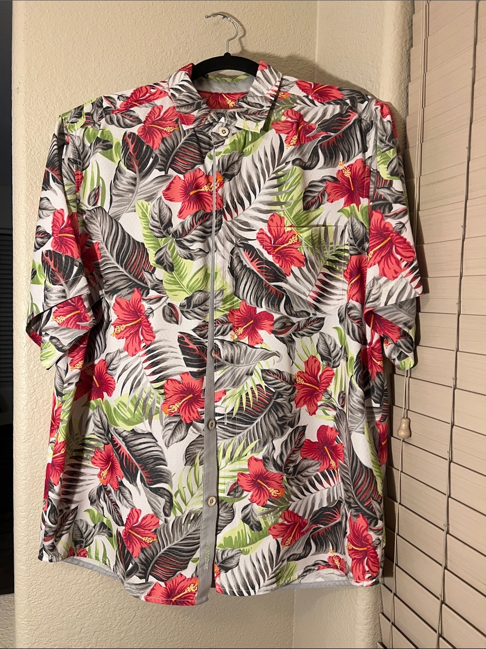 Tommy Bahama White Short-Sleeve Button-Down with Red Hibiscus